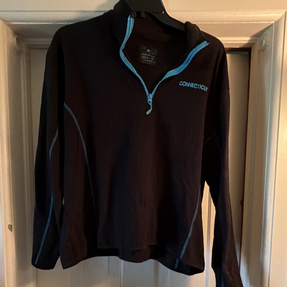 #60 Point Sportswear Men's XL Black Fleece 1/4 Zip Connecticut Sweatshirt